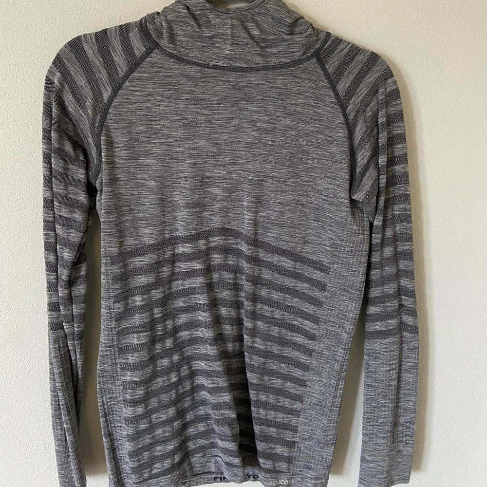 Women’s Fitted Lightweight Running Shirt